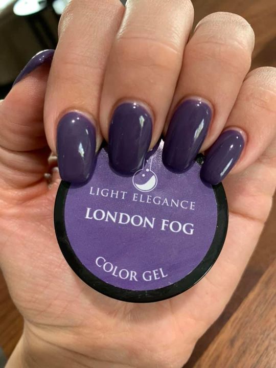 Pantone Colour of the Year for 2022 Nails Light Elegance London Fog