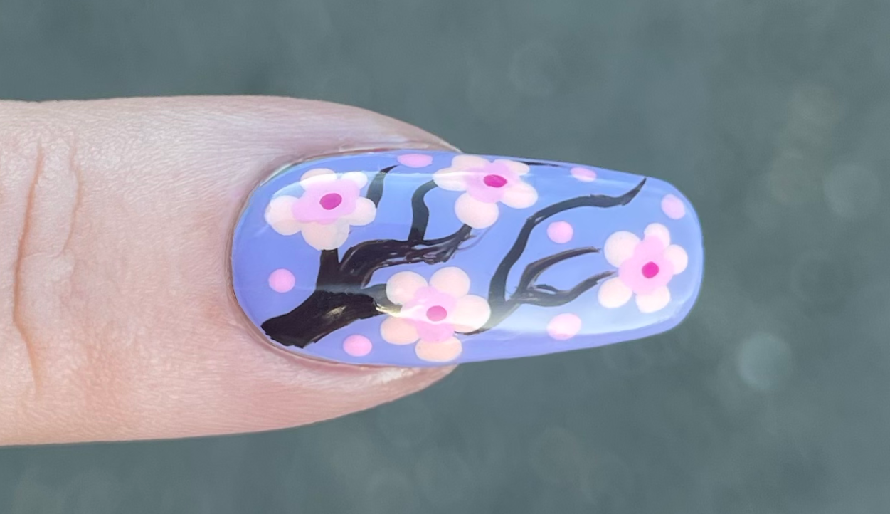 Fee cherry blossom nail