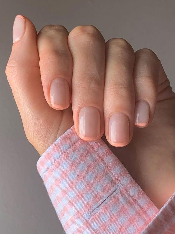 Micro French Manicure